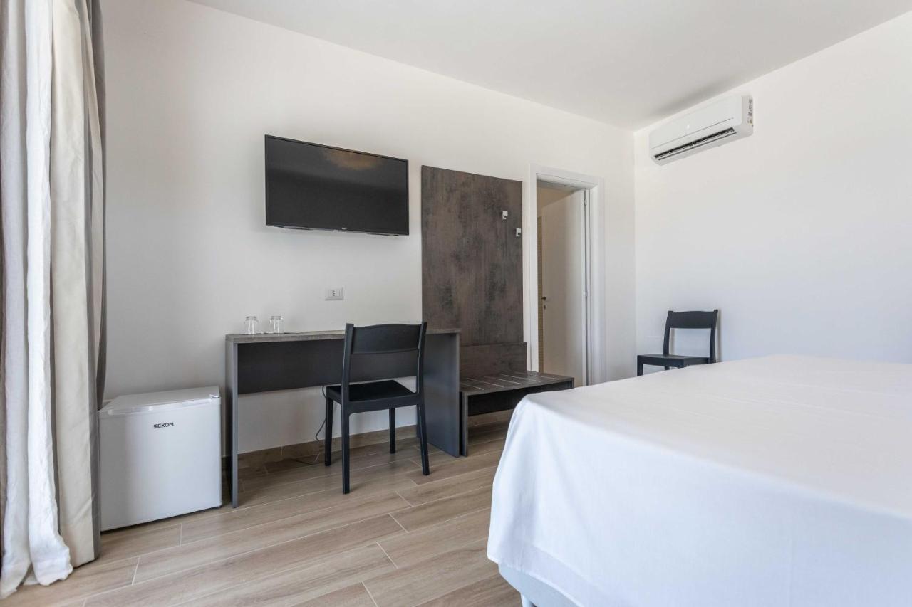 B&b Villa Massimo - Rooms&Restaurant Porto Cesareo Esterno foto